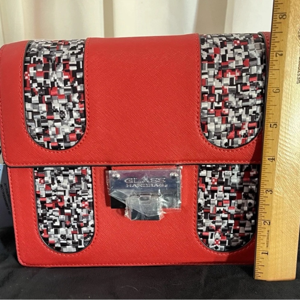 Red Pixel Cross-Body Bag ~ Glass Handbag ~ Built-In Light-  New With Tags - Picture 9 of 15